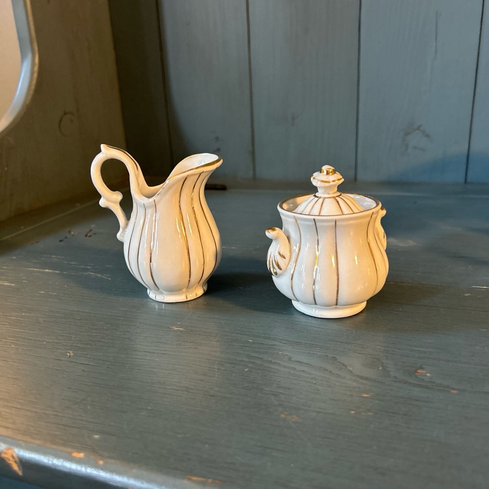 Vintage Tiny Creamer & Sugar (Cream & Gold)